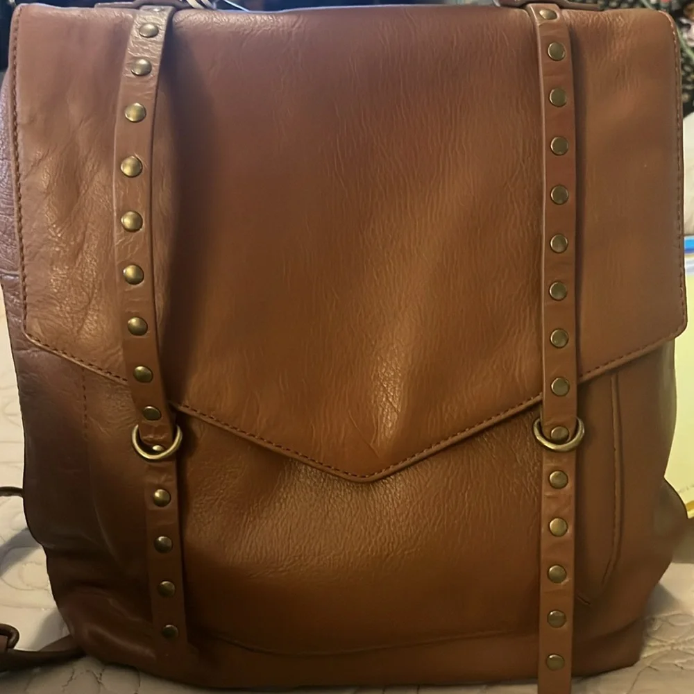 Lucky Brand Womans Camel Brown Pebbled Leather Group Vamp Utility Backpack Purse